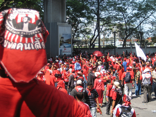 Chaos in Bangkok as red shirt protesters take over